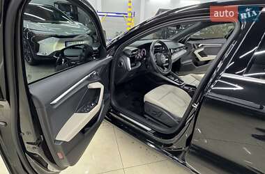 Седан Audi A3 2021 в 