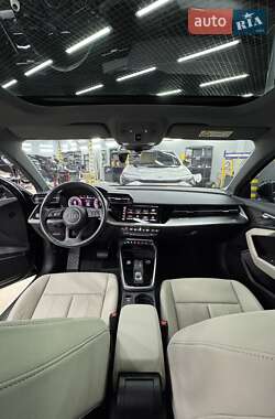 Седан Audi A3 2021 в 