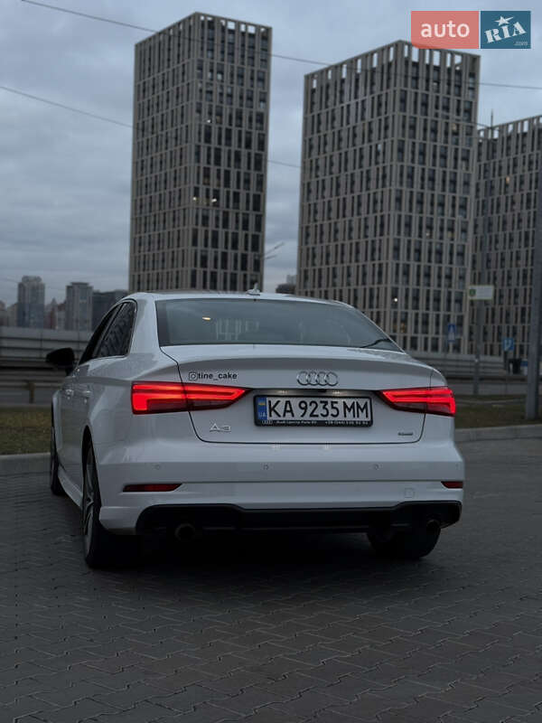 Седан Audi A3 2016 в Києві