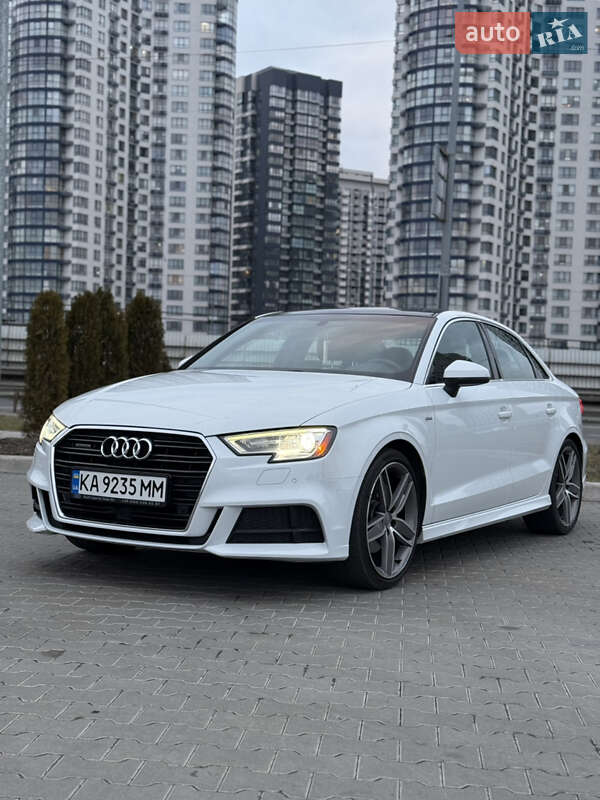 Седан Audi A3 2016 в Києві