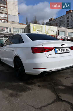 Седан Audi A3 2015 в Кропивницькому