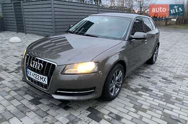 Хэтчбек Audi A3 2012 в Лубнах