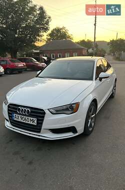 Седан Audi A3 2015 в 