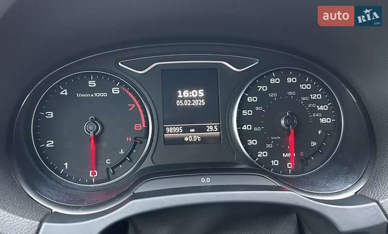 Седан Audi A3 2014 в Дніпрі