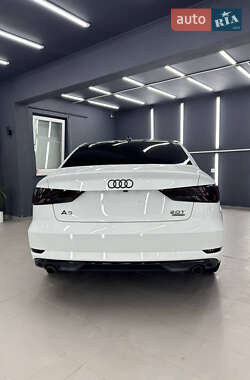 Седан Audi A3 2017 в 