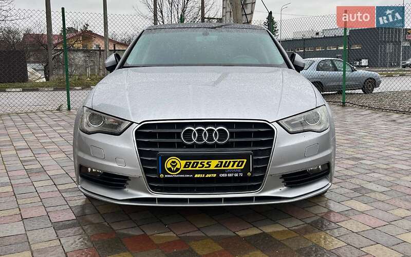 Седан Audi A3 2015 в Стрые