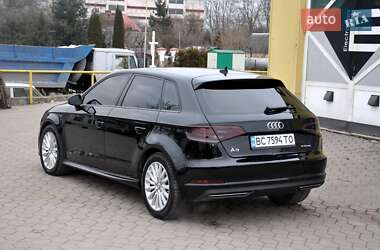 Хэтчбек Audi A3 2016 в 