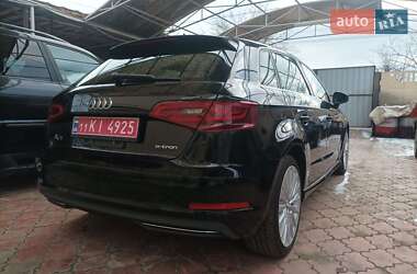 Хэтчбек Audi A3 2016 в Киеве