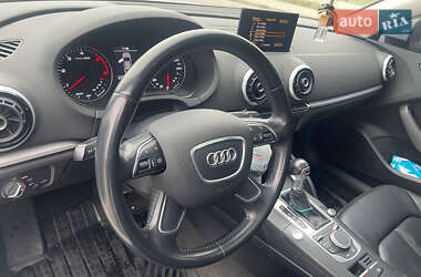 Седан Audi A3 2015 в 