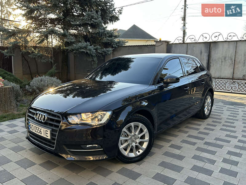 Хетчбек Audi A3 2014 в Мукачевому