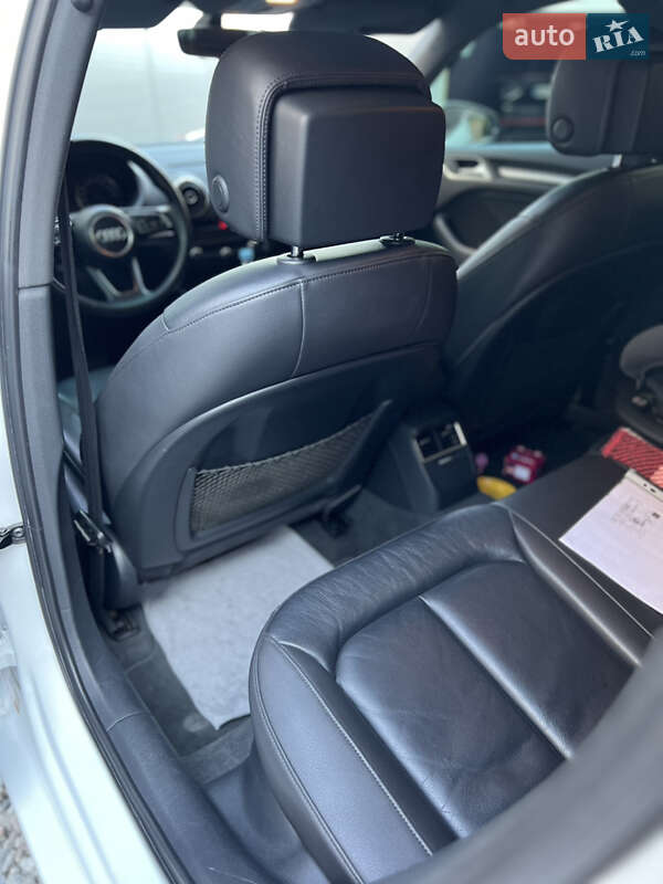 Седан Audi A3 2016 в Вишгороді