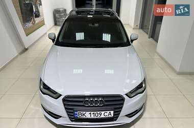 Хетчбек Audi A3 2016 в Рівному