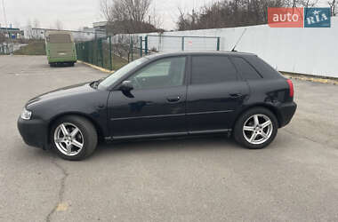 Хэтчбек Audi A3 2002 в Ужгороде