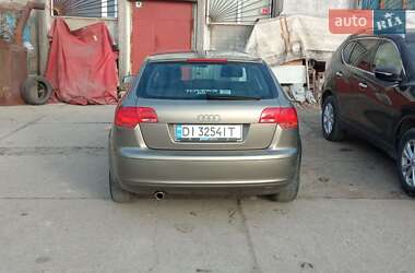 Хетчбек Audi A3 2006 в 