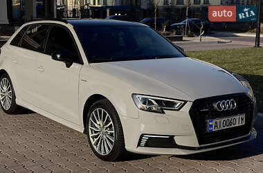 Хетчбек Audi A3 2017 в Києві