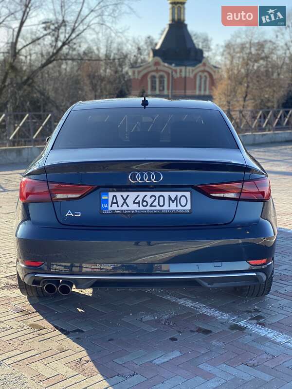 Седан Audi A3 2017 в Харькове