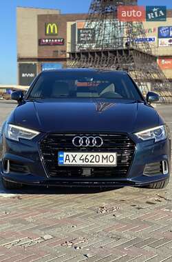 Седан Audi A3 2017 в 