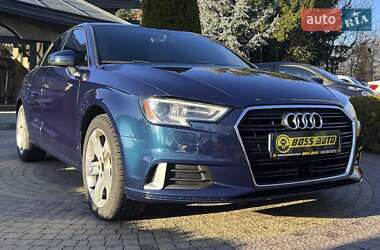 Седан Audi A3 2016 в Львове