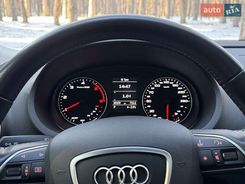 Седан Audi A3 2016 в Ахтырке