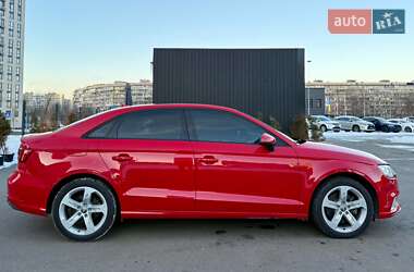 Седан Audi A3 2016 в 