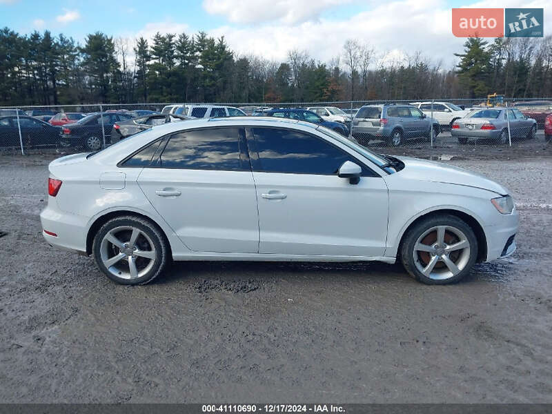 Седан Audi A3 2015 в 