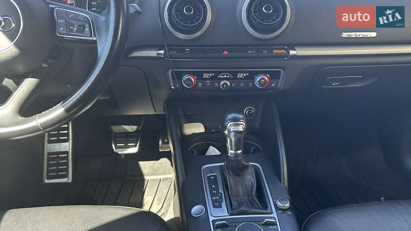 Хетчбек Audi A3 2017 в Львові фото 12 Хетчбек Audi A3 2017 в Львові