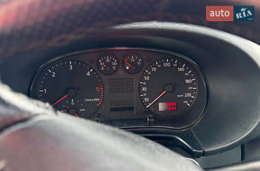 Хэтчбек Audi A3 1998 в 