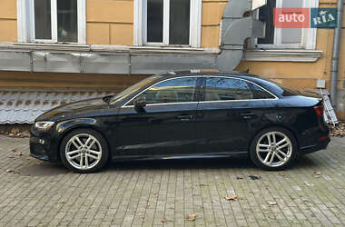 Седан Audi A3 2016 в Одессе