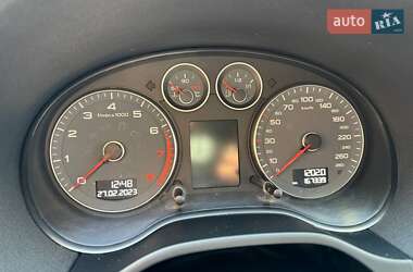 Хэтчбек Audi A3 2013 в 