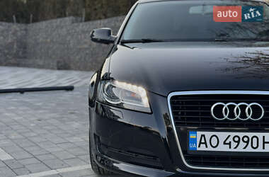 Хэтчбек Audi A3 2012 в 