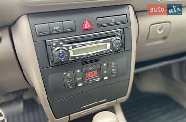 Хэтчбек Audi A3 2002 в 