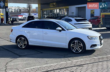 Седан Audi A3 2016 в Києві