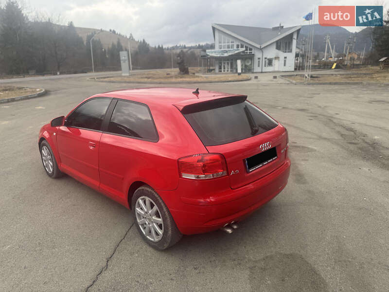 Хэтчбек Audi A3 2004 в Верховине