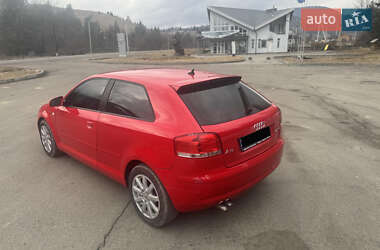 Хэтчбек Audi A3 2004 в 