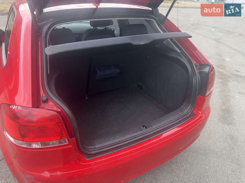 Хэтчбек Audi A3 2004 в Верховине