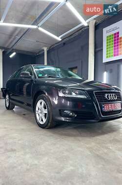 Хетчбек Audi A3 2010 в Чернівцях