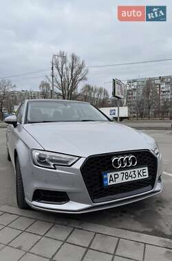 Седан Audi A3 2015 в Запорожье