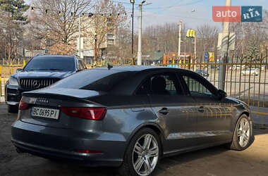 Седан Audi A3 2015 в Львові