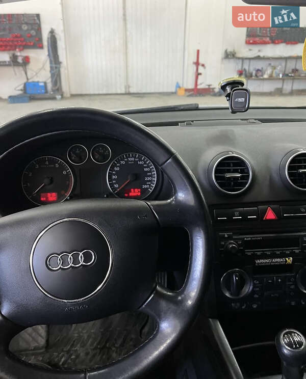 Хэтчбек Audi A3 2005 в Хусте