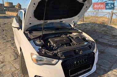 Седан Audi A3 2016 в 
