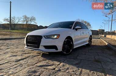 Седан Audi A3 2016 в 