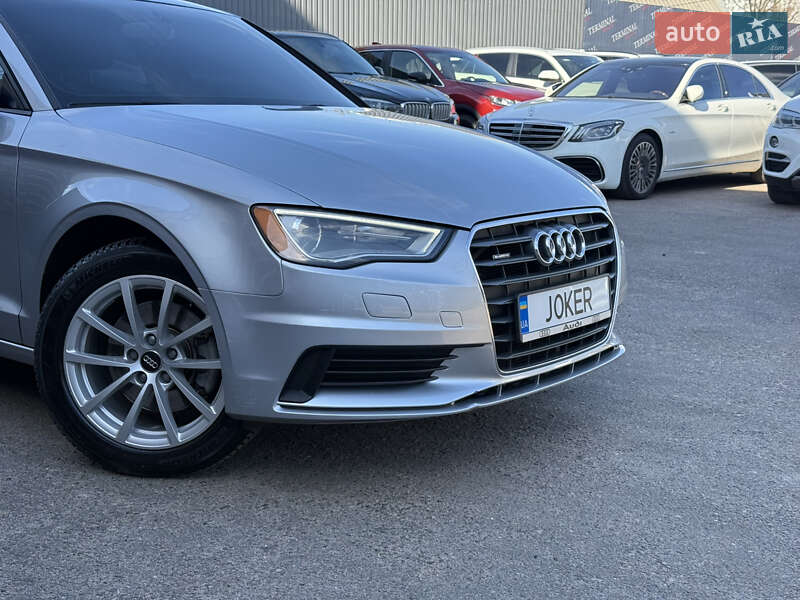 Седан Audi A3 2015 в Одессе