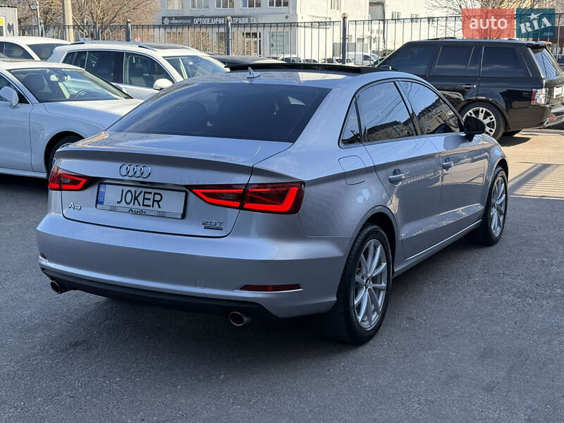 Седан Audi A3 2015 в Одессе