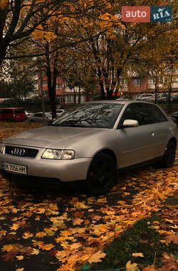 Хэтчбек Audi A3 1998 в Ровно