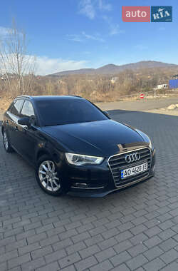 Хэтчбек Audi A3 2016 в Мукачево