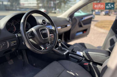 Хэтчбек Audi A3 2007 в 
