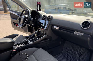 Хэтчбек Audi A3 2007 в 