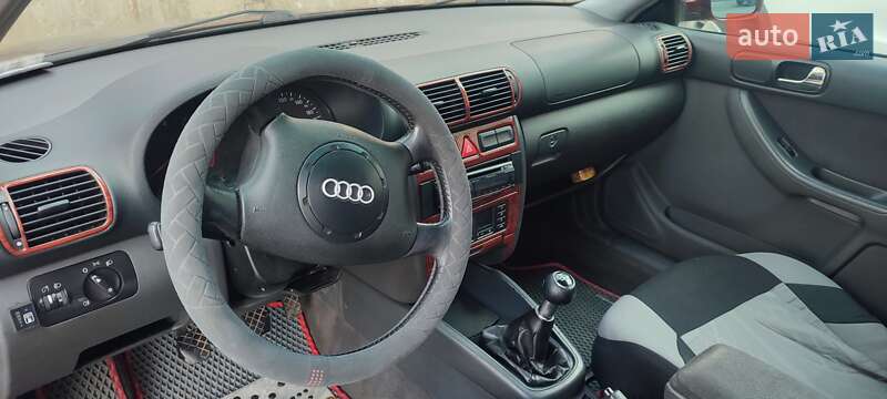 Хетчбек Audi A3 1999 в Харкові