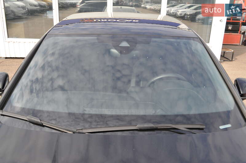Седан Audi A3 2023 в Киеве