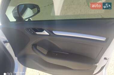 Седан Audi A3 2015 в 